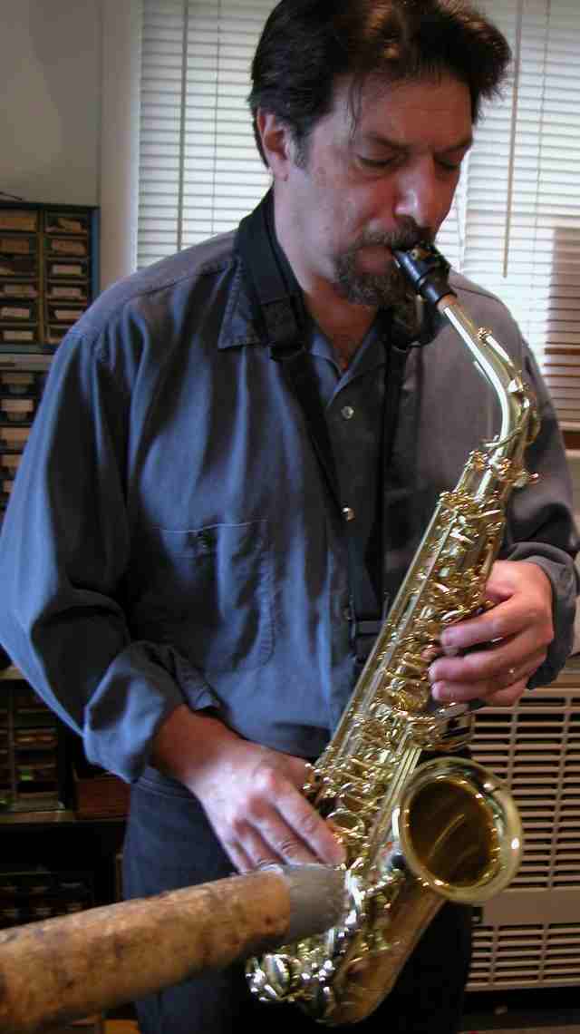 James Vogel Testing a Selmer 62 Series III Alto Sax